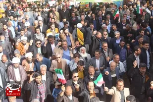 مردم رشتخوار با حضورشان در راهپیمایی ۲۲ بهمن حماسه&zwnj;ای دیگر خلق کردند+عکس