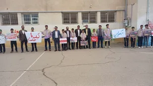 برگزاری رویداد پلاکارد نویسی &laquo;آینده روشن&raquo;، در مدارس شاهرود + تصاویر