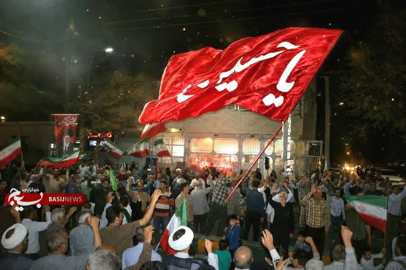 شکوه ایستادگی در دویستمین شب خمین