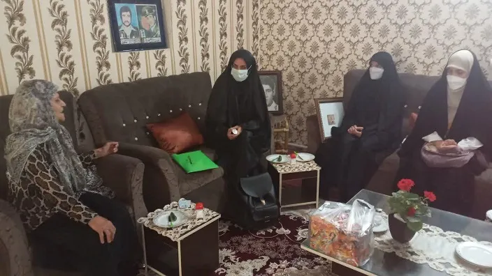 دیدار جهادگران بسیجی شهریار با خانواده  شهید علی اکبر اسماعیلی