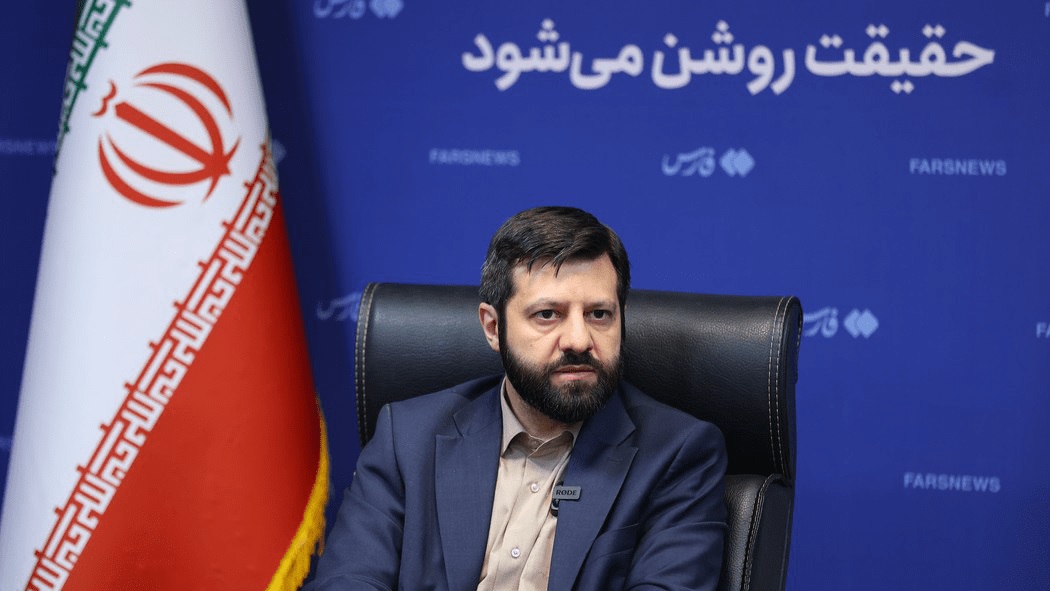 پیشوایی: شرط التزام به ولایت فقیه را از آیین‌نامه جذب اساتید حذف کرده‌اند