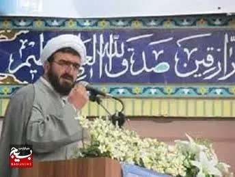 عرفه روز خودشناسی و خداشناسی است