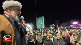 خروش کرج در دفاع از ایران/ ملت ایران ایستاده، دشمن پشیمان خواهد شد