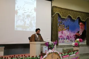 اولین اثر نماز کفاره گناهان است، با خواندن نماز اول وقت و استغفار گناهان را از بین ببریم