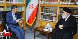 این ملت، زیاده&zwnj;&lrm;خواه نیست و از نوسان بازار نگرانند/تقویت اقتصاد کلان باید در دستورکار دولت باشد