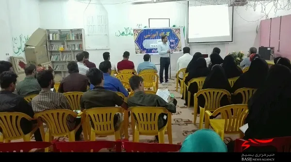 برگزاری کارگاه آموزشی کارآفرینی در پایگاه ریحانه النبی (س)