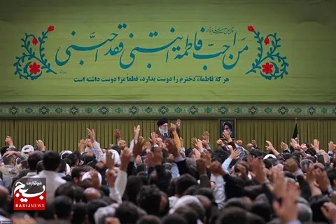 دشمن فهمیده ایران با فشار نظامی تسلیم و تصرف نمی‌شود