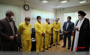 آزادگان مدال خدمت به اسلام را دریافت کردند / جانبازی و اسارت سختی پیوسته دارد