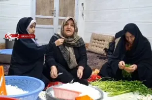 گوشه ای از تلاش بانوان جهادی پایگاه نرگس آذرشهر