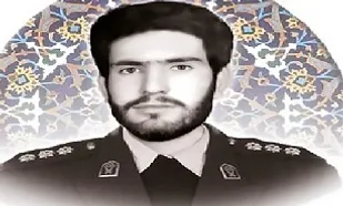 سربازی که لباس پاسداری بر تن کرد