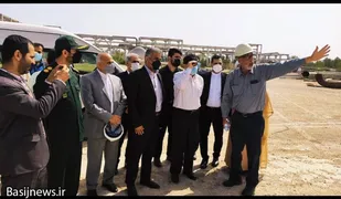 حضور یک روزه استاندار بوشهر و هیات همراه در جزیره خارگ
