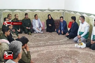 آزادگان، نماد صبر، استقامت و ایستادگی ملت ایران در برابر دشمنان هستند