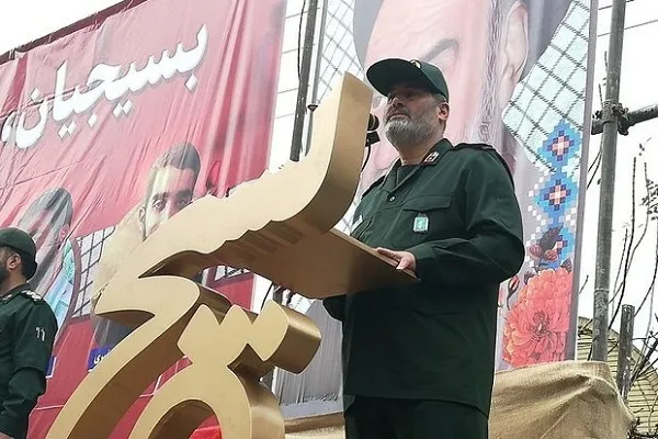 سرباز محض ولایت بودن، یکی از خصوصیات بارز و شاخص سردار سلیمانی بود