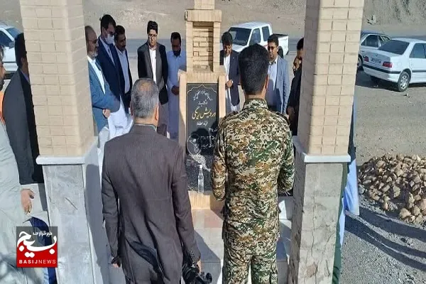 شهدای انقلاب اسلامی با تقدیم جانشان از هویت دینی و ملی ما دفاع کردند