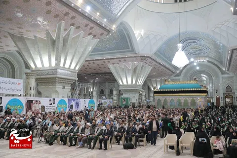 آیین تجدیدمیثاق بسیجیان با آرمان‌های امام راحل
