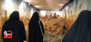 بازدید دانش آموزان شهرستان قزوین از باغ موزه دفاع مقدس همدان