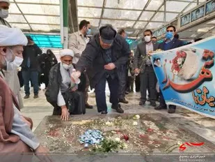 غبارروبی مزار شهدا همزمان با روز وکیل در قم