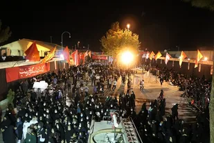 مراسم عزاداری شب تاسوعای حسینی در شاهین شهر
