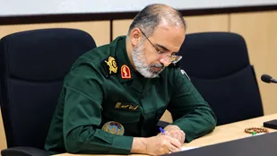دانش&zwnj;آموزان بسیجی با بصیرت، جهاد علمی و ایستادگی، نقشه دشمنان را خنثی می&zwnj;کنند