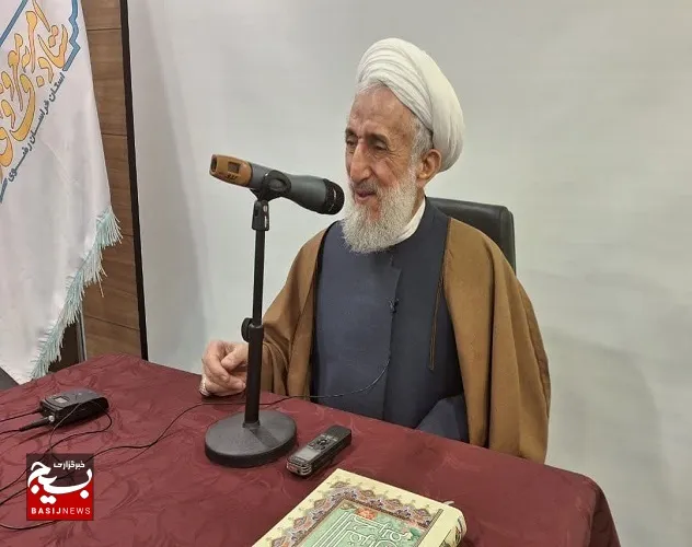 گسترش امربه‌معروف در جامعه از ترویج بدی‌ها جلوگیری می‌کند