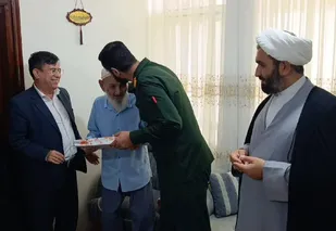 دیدار با خانواده شهید والامقام &laquo;عبدالعزیز مامی&zwnj;زاده&raquo; به مناسبت هفته دفاع مقدس&nbsp;