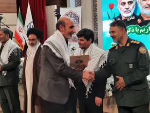 تجلیل ملی از پیشکسوتان دفاع مقدس و مقاومت در مشهد