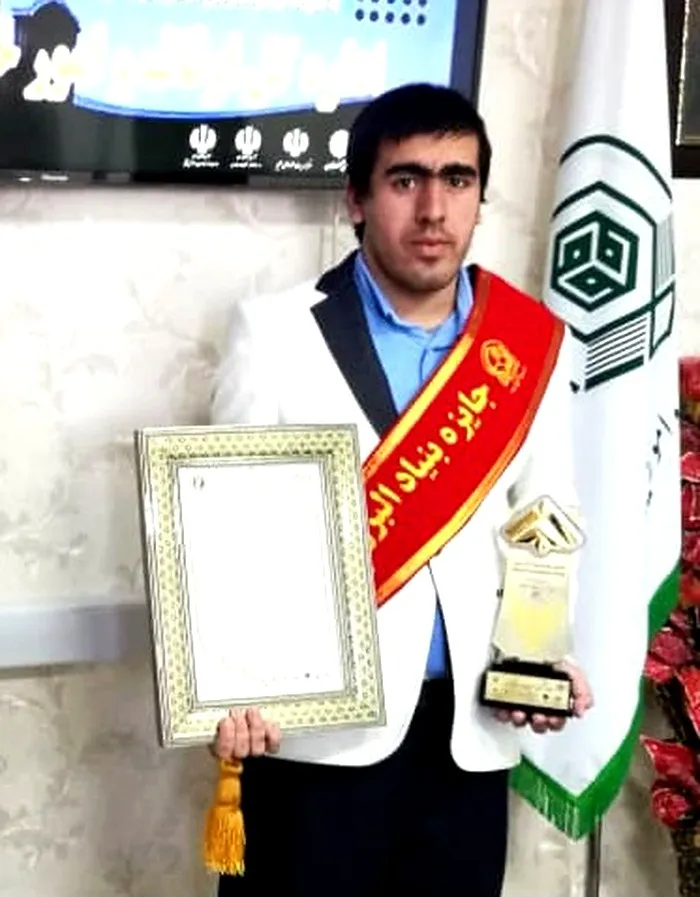 جوان ایلامی که برگزیده دریافت جایزه نوبل کشور شد/ از پرستاری تا تالیف کتاب و ثبت اختراع!