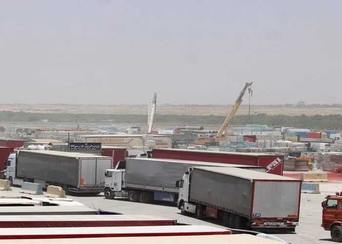 فعالیت تجاری مرز مهران در ایام اربعین متوقف نمی‌شود