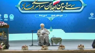 مهم&zwnj;ترین جلسات هم نباید نماز را به حاشیه ببرد