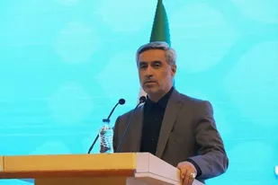 فعالین اقتصادی و تولیدکنندگان مجاهدانه فعالیت می&zwnj;کنند