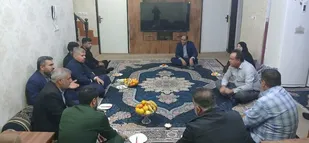 دیدار جانشین ناحیه مقاومت بسیج آغاجاری با خانواده شهید محمدرضا چرام