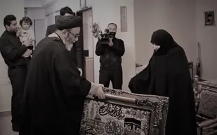 همسر شهید تجلایی نه فقط همسر قهرمان بلکه اسوه&zwnj; بانوان این سرزمین است