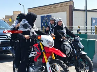 تکلیف خودتان را معلوم کنید! مسأله موتورسواری زنان است یا فرد موتورسوار؟