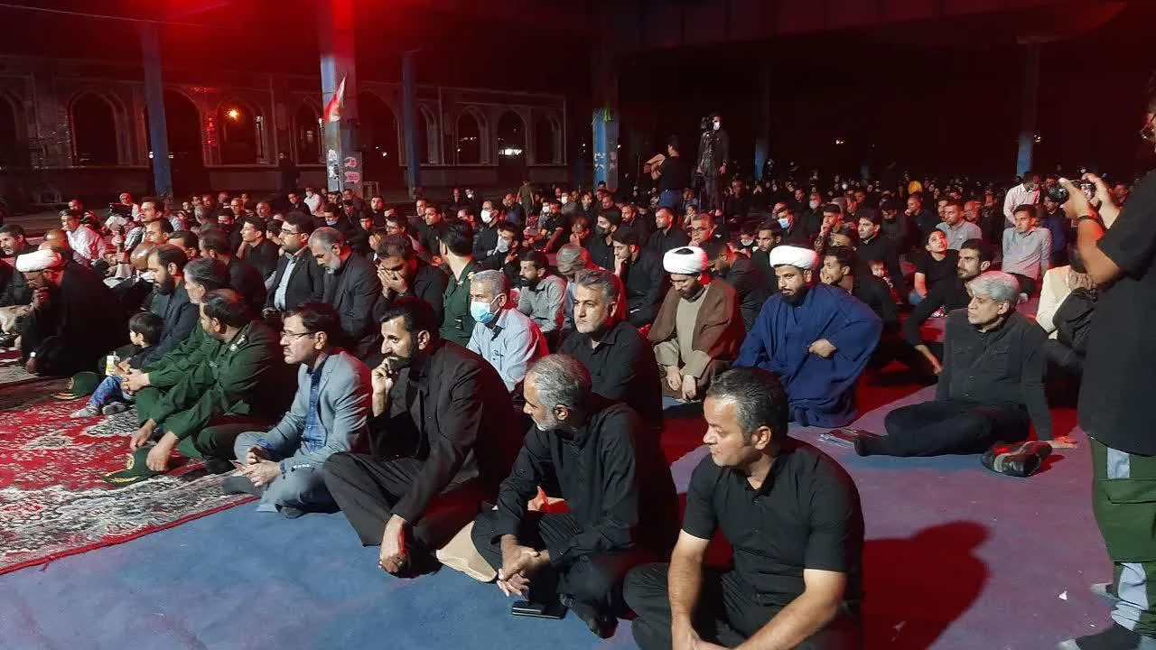 صدور انقلاب محصول دفاع مقدس بود