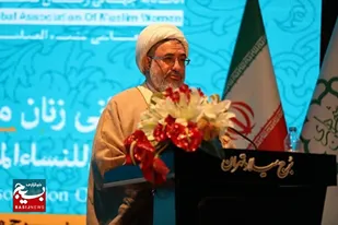 مادری، یکی از عالی&zwnj;ترین تجلیات انسان متعالی/زن، سازنده جامعه است