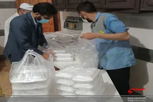 ۷۰۰ پرس غذای گرم بین نیازمندان شهرستان کنارک توزیع شد