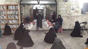 توزیع مرحله چهارم کمک مومنانه مسجد جامع حضرت رقیه(س) کیانشهر