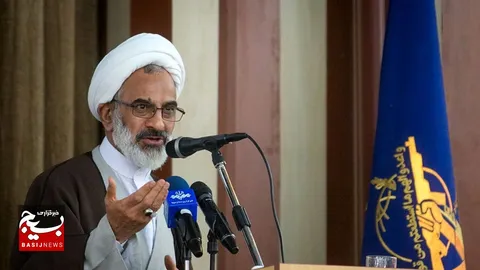 حمله اصلی دشمن به مبانی دینی جوانان است/باید مراقب باشیم «دینداری ضد دین» به وجود نیاید