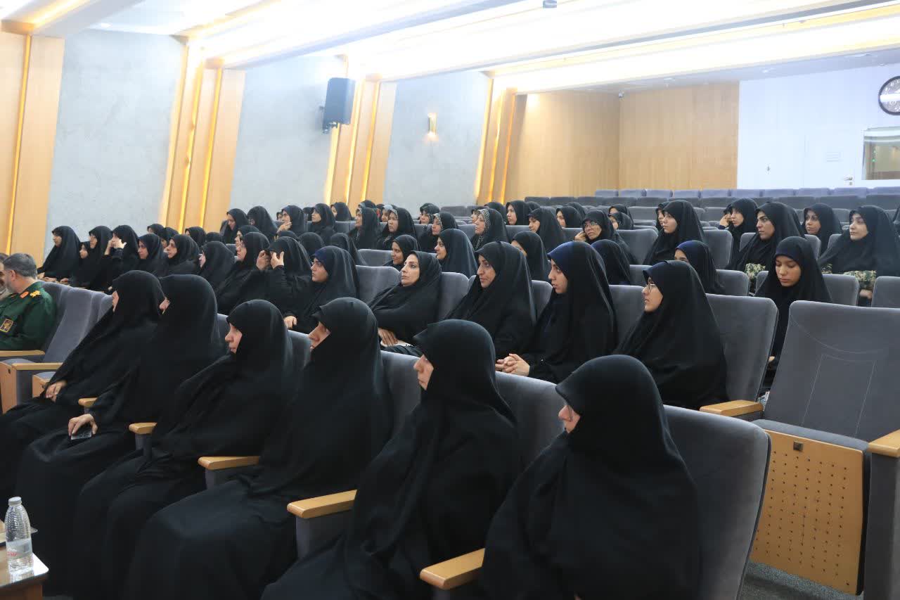 زنان ایران الگوی تمدن اسلامی هستند