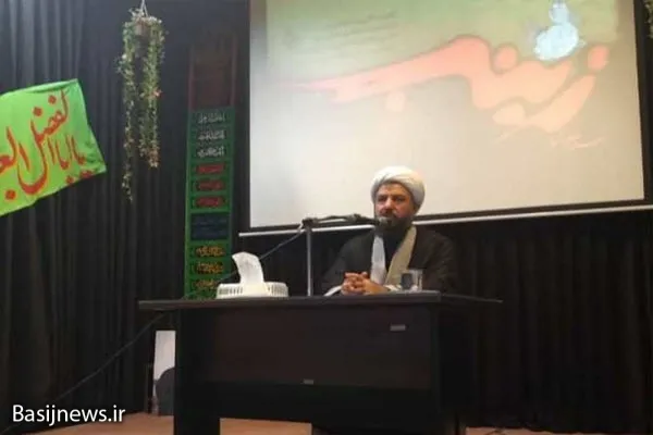 امروز برای یاری اسلام و قرآن باید برای امام زمان(عج) سرباز تربیت کنیم