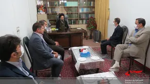 دیدار مسئولان قضایی شهرستان خمینی شهر با امام جمعه شهر