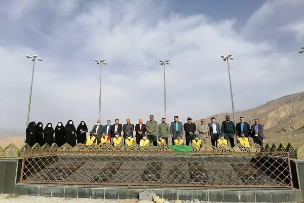 برگزاری مراسم ۲۲ اسفند روز بزرگداشت شهدا در شهرستان ارسنجان