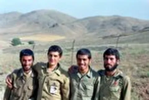 شوخی‌طبعی برای دیگران، سختگیری‌ برای خود