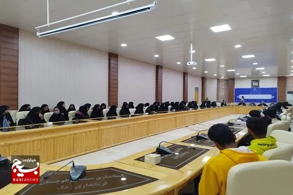 نشست صمیمی دانش آموزان رای اولی شهرستان زهک