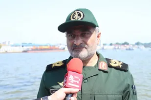 پویش &laquo;میثاق با ولایت&raquo; پرچم جمهوری اسلامی و امام حسین(ع)  را از گیلان به مازندران و گلستان  منتقل می کند