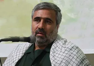 تاسف دارد مسئولین استان محکومین امنیتی را در آغوش می گیرند/من هم تکرار می کنم فتنه گران نجس سیاسی اند