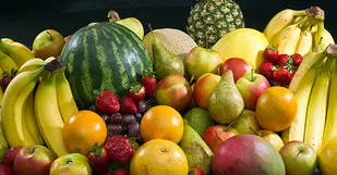 قیمت میوه، حبوبات و مواد پروتئینی در بوشهر؛ یکشنبه ۲۹ اردیبهشت&zwnj;ماه