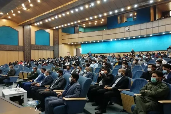 همایش «دانشجویان انقلابی، تبیین گران امروز، تمدن سازان فردا» در شیراز برگزار شد