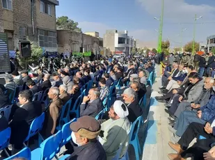 دیدار تعدادی از رزمندگان و بسیجیان گردانهای حضرت امام حسین (علیه السلام) بصورت مجازی و ارتباط مستقیم  با فرماندهی معظم کل قوا