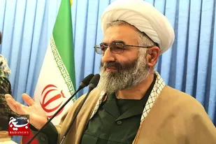 ارتش و سپاه نماد افتخار و استقامت انقلاب اسلامی هستند